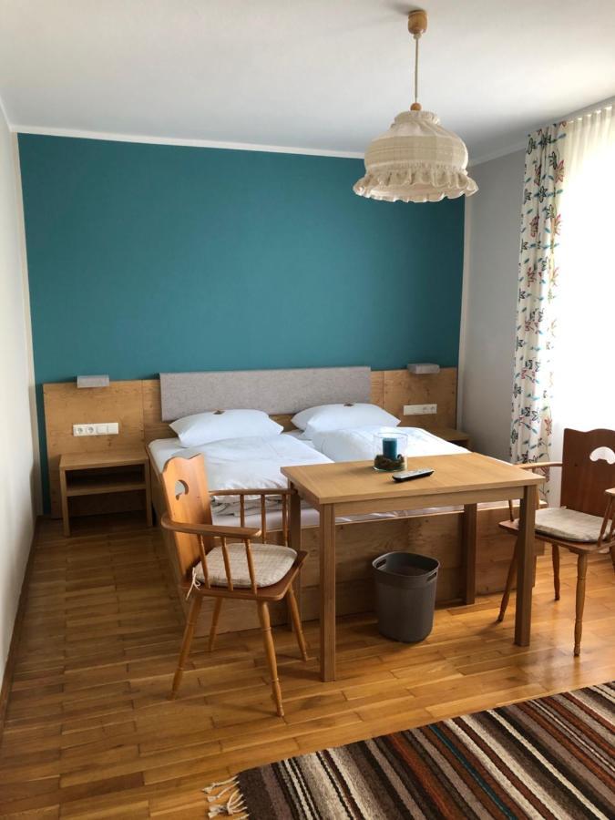 Marktleugast Landgasthof Haueis מראה חיצוני תמונה